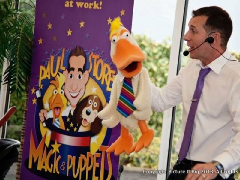 Pauls Magic And Puppets | Fantastic Magican & Puppeteer.