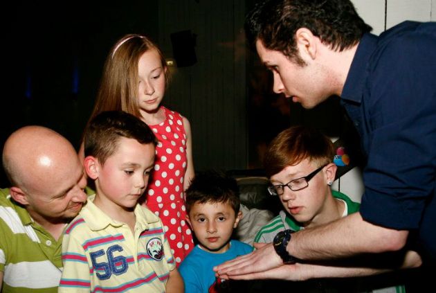 Gallery: Ed Close Up Magician