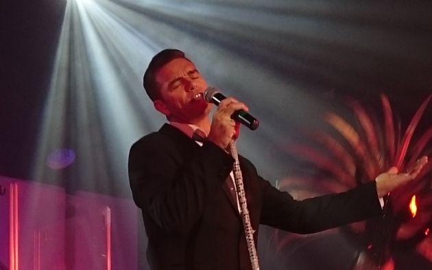 Gallery: Robbie Williams Tribute by MB