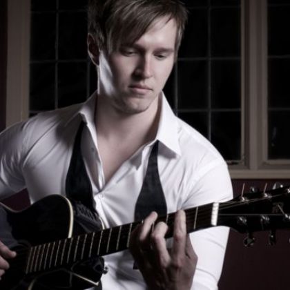 AJ - Solo Guitar