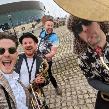 The Roaming Horns