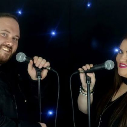 Tom & Laura