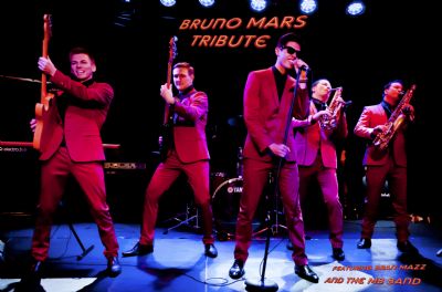Bruno Mars & The MB Band